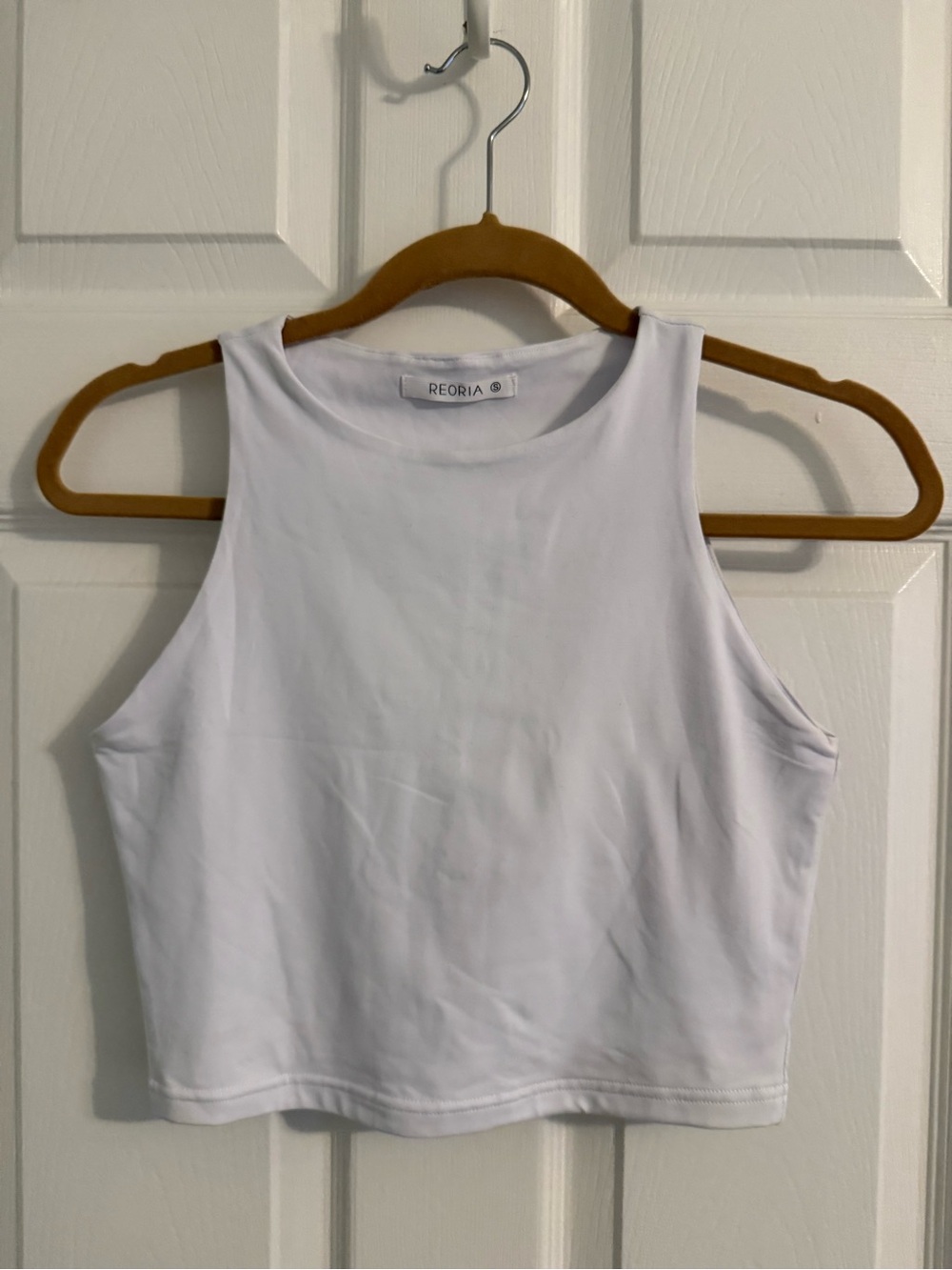 ReoRia White High-Neck Sleeveless Crop Top